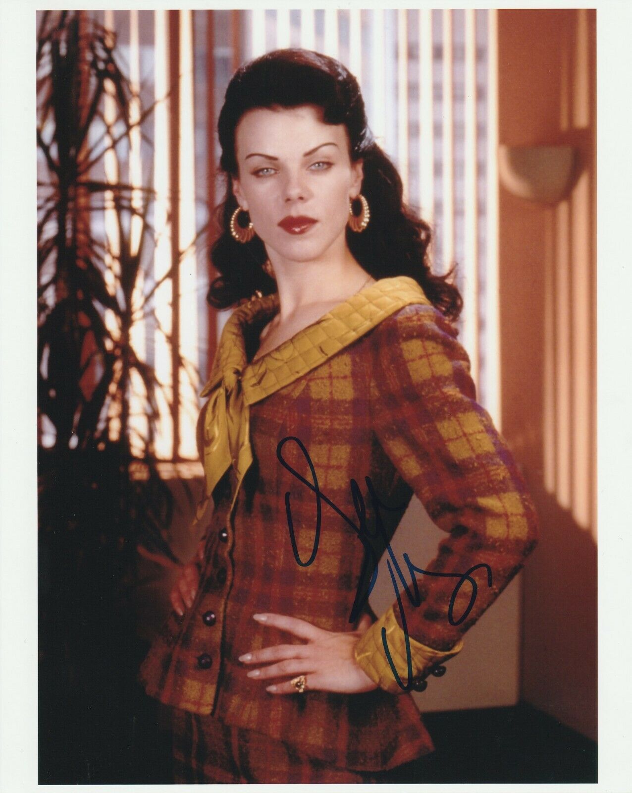 Debi Mazar